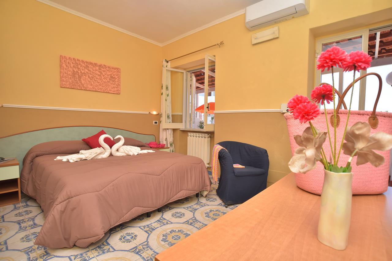 Hotel Mareco Resort Ischia Island Екстериор снимка